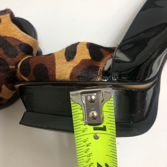 Bebe Leopard Platform Sling Back Stilettos Patented Leather Sz 5 - Picture 9 of 10